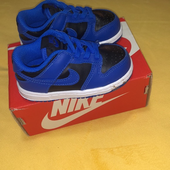 Toddler size 6C Nike Dunks - Picture 4 of 5